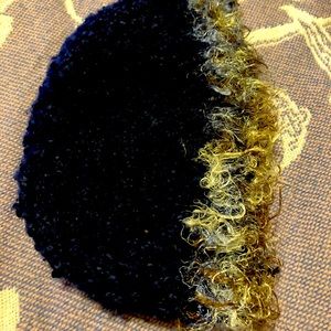 Like new!! Ladies/child hat